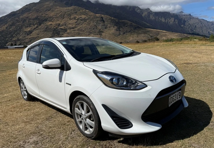 Toyota Aqua 2017 Hybrid